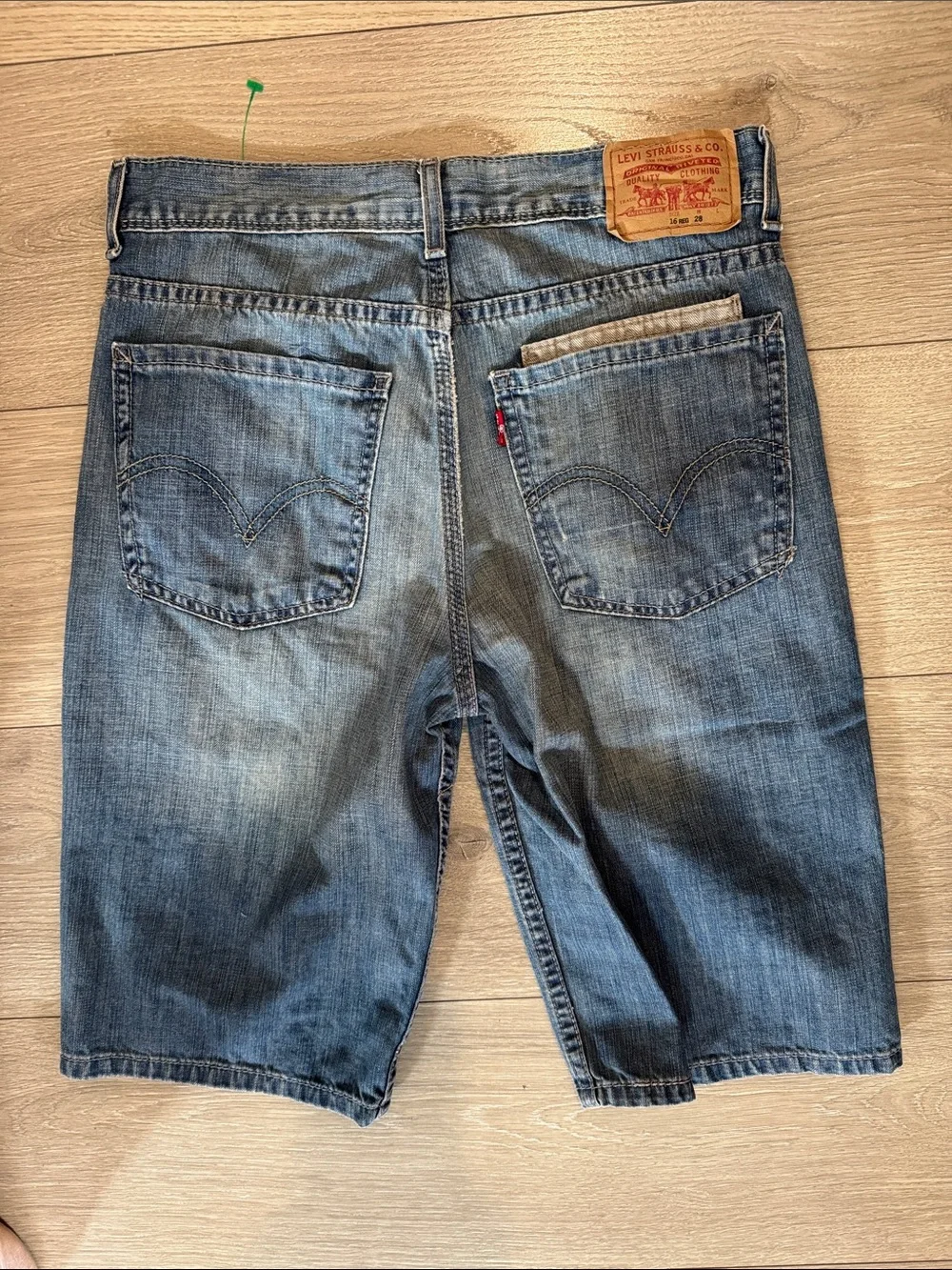 Levi's Boys Medium Blue Washed Denim Jean Shorts 16 26